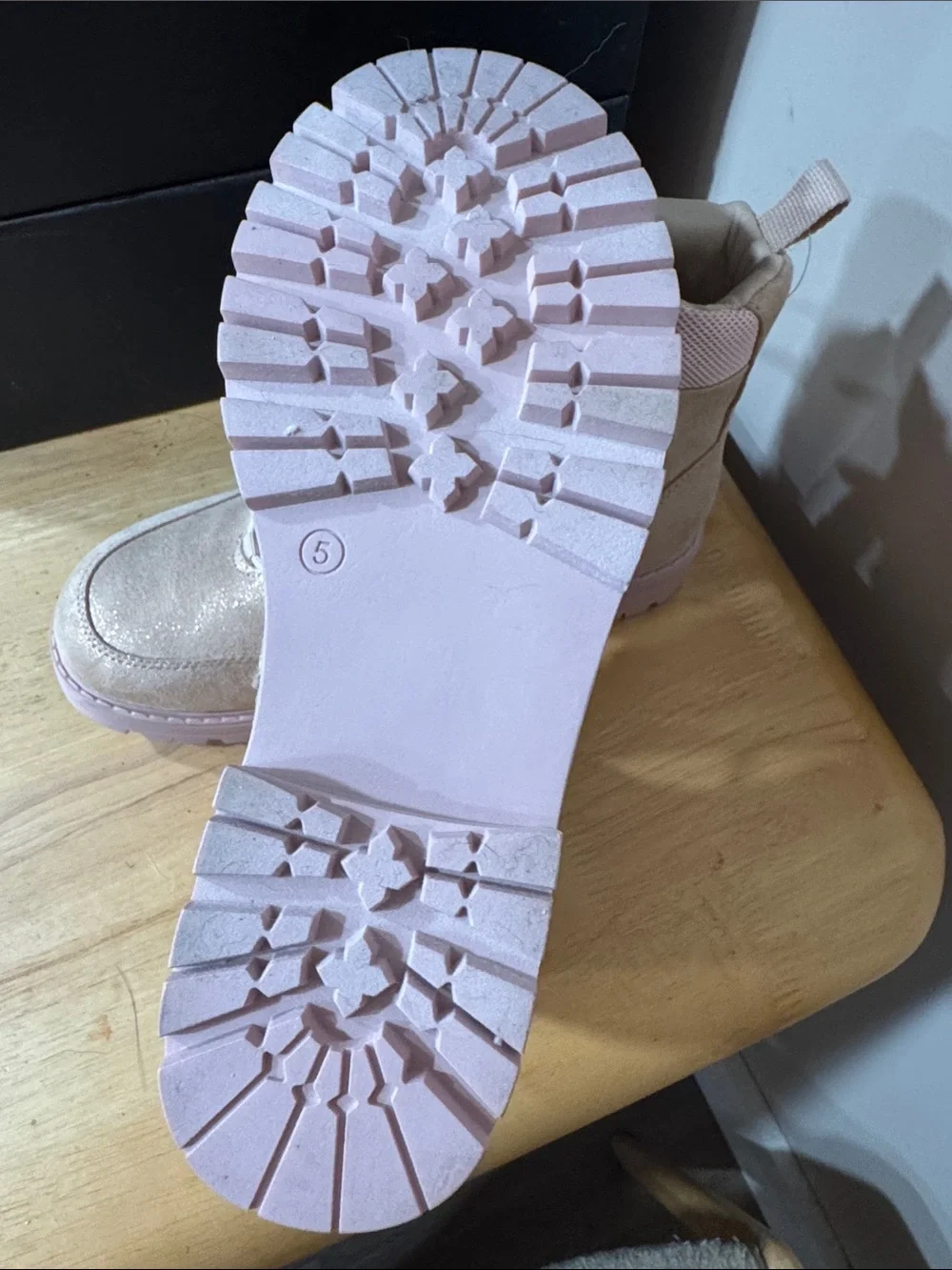 Kohl's Beige and Light Pink Platform Lace-Up Kids Boots